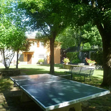 Trasimeno: Poolside Retreat With Garden Oasis * Tuoro sul Trasimeno