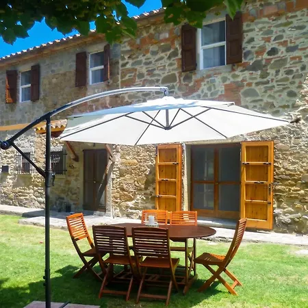 Trasimeno: Poolside Retreat With Garden Oasis Villa Tuoro sul Trasimeno